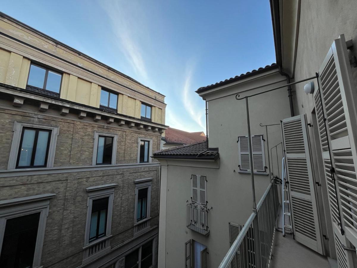 Zenhouse - Nel Cuore Del Centro Storico Di Torino Экстерьер фото