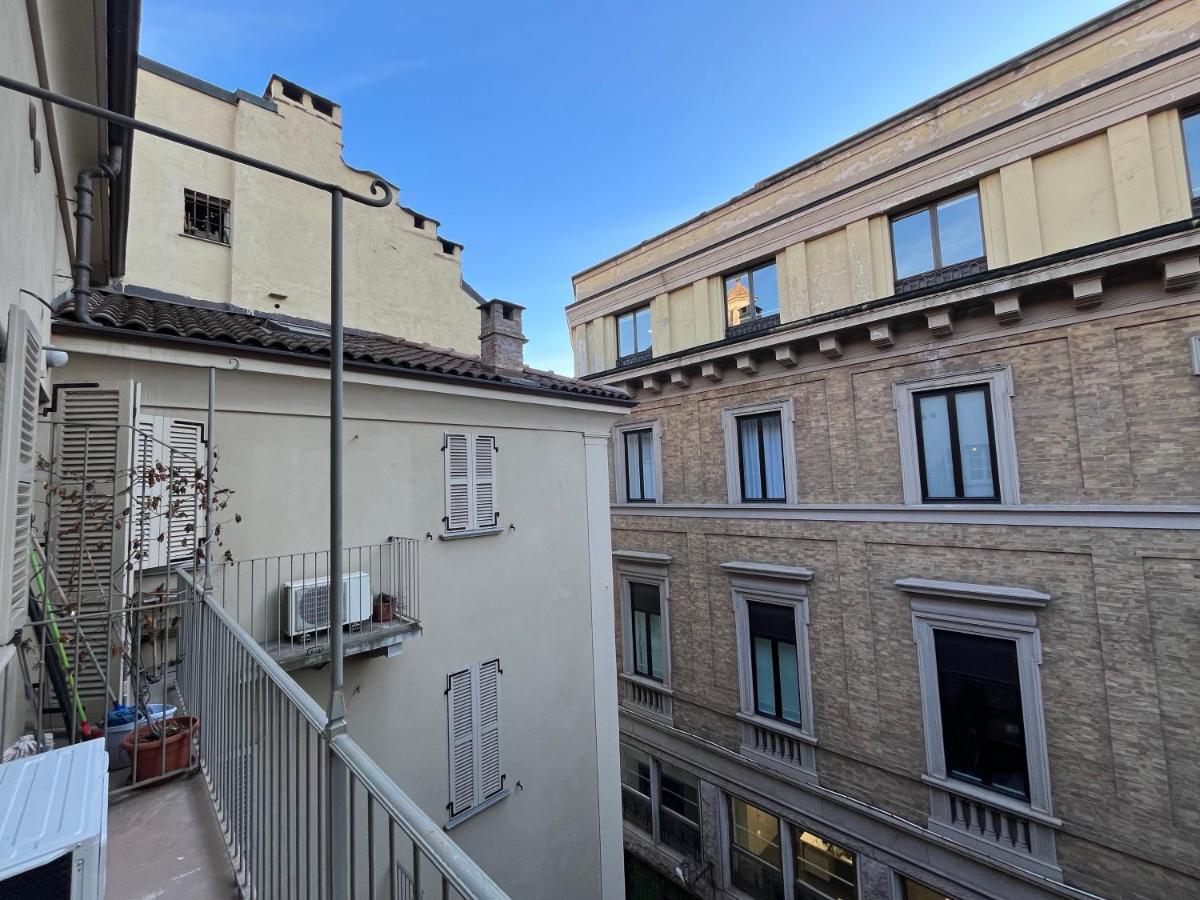 Zenhouse - Nel Cuore Del Centro Storico Di Torino Экстерьер фото